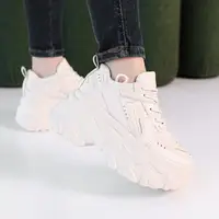 Кросівки жіночі Fashion Janice 3918 41 розмір 25 см Бежевий