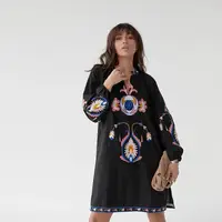 Жіноча сукня Moderika Стефа чорна з вишивкою