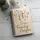 Деревянная кулинарная книга на спирали «Our Family Recipes»
