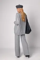 Жіночий костюм oversize у рубчик зі штанами палаццо - сірий колір, M