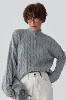 В'язаний светр в косички з блискавкою на горловині - сірий цвет, ONE SIZE
