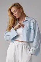 Укороченная рубашка в полоску с надписью Miu Miu - бирюзовый цвет, S