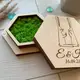 Милая коробочка для колец из дерева со стабилизированным мхом