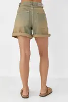 Джинсовые шорты с эффектом two-tone coloring - горчичный цвет, 40р (есть размеры)