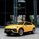 Модель автомобиля Lamborghini Urus Maisto 1:24 — металлическая коллекционная машинка с открывающимися дверями и резиновыми
