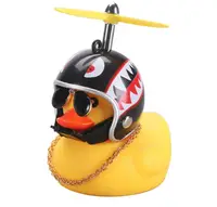 Автомобильная утка с шлемом и креплением Funny Ducks Black Shark Teeth 5181