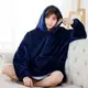 Толстовка плед с капюшоном и рукавами Huggle Hoodie оверсайз. Цвет: синий