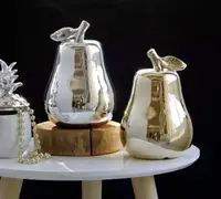 Статуэтка OLens Серебряная груша 0630-10 8х14 см