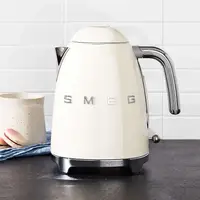 Электрочайник Smeg KLF03СREU 1.7 л