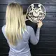 Часы настенные из дерева «Маникюрный салон»