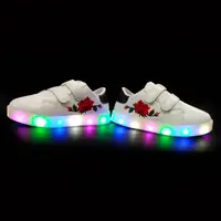 Кроссовки с подсветкой детские White CEW