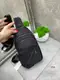 Черная мужская тканевая сумка на два отделения, с карманом по диагонали спереди (1733)