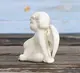 Фигурка задумчивый ангелочек сидит Леандра h8cm 1007706-3 сид цв Гранд Презент 1007706-3 сид кол.