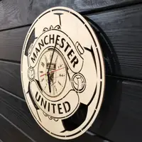 Концептуальний настінний годинник в інтер'єр «Manchester United»