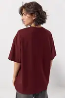 Жіноча футболка oversize - бордо колір, ONE SIZE