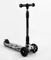 Самокат трехколесный Best Scooter MAXI складной, колеса PU со светом. Skulls and flowers (105402)