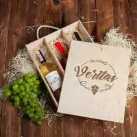 Коробка для вина на три пляшки "In vino veritas", англійська