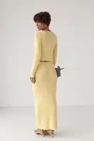 Приталенный костюм в рубчик из кофты и юбки – желтый цвет, ONE SIZE (есть размеры)