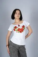 Стильная женская вышитая футболка в белом цвете с круглым вырезом "Маки" 4XL