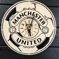Концептуальные настенные часы в интерьер «Manchester United»