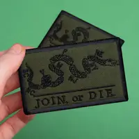 Набор шевронов 2 шт с липучкой JOIN or DIE хаки 5х8 см, Присоединяйся или умри, вышитый патч нашивка Змея