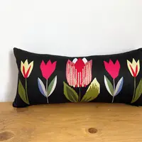 Подушка для дивана бархатная Тюльпани 50x24 см (52BP_23J002)