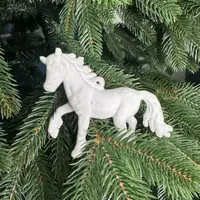 Игрушка на елку Лошадь 19612 12х10 см белая с бархатом