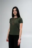 Удивительная вышитая женская футболка с ромбами L
