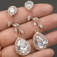 Женские золотистые серьги код 2264