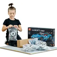 Дитячий конструктор Лего Спортивний автомобіль Mercedes Benz C63 на радіокеруванні 1:8 на 1989 дит.