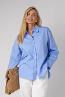 Смугаста жіноча сорочка oversize - блакитний цвет, L