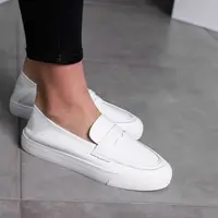 Лоферы женские Fashion Callie 3564 36 размер 23 см Белый