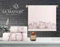 Подарунковий набір рушників з бахромою La Maison 3 шт. з аромасвічкою Nola Pudra