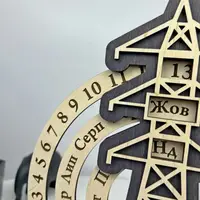 Оригінальний подарунок для енергетиків - дерев'яний вічний настільний календар на замовлення