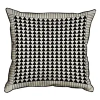 Подушка с мешковины Черные треугольники 45x45 см (45PHB_TFL032_BL)