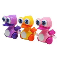 Заводная игрушка "Уточка" на колесиках (микс)