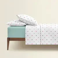 Двоспальна постільна білизна з простирадлом на резинці PLAYFUL HEARTS