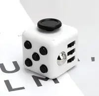 Кубик антистресс Fidget Cube 14452 3.5х3.5х4 см белый с черным
