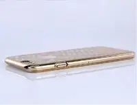 Пластиковий чохол Maze Series iPhone 6 золото REMAX 600401