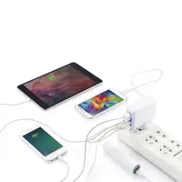 Зарядний пристрій на 4 USB порту