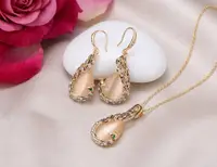 Комплект украшений женский серьги, цепочка и кулон код 793