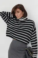 Укорочений светр у смужку oversize - чорний цвет, S