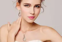 Комплект украшений женский серьги, цепочка и кулон код 793