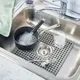 Коврик для мокрой посуды KitchenAid Sinkware KEG877OHASA 29.5х34 см серый