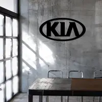 Настенный декоративный логотип из дерева KIA