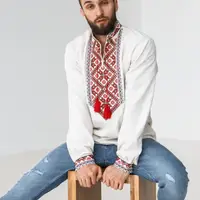 Вышиванка Moderika Марк бежевая с красным орнаментом 38