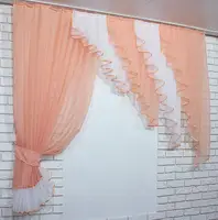 Кухонный комплект, шторка с ламбрекеном. На карниз 1,5-2м. Цвет персиковый с белым. Код 070к