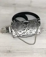 Женская сумка на пояс Айлин черно белая