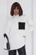 Жіноча кофта oversize з кишенею на грудях - молочний цвет, S