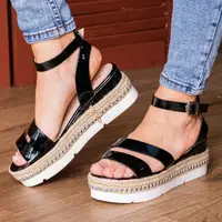 Женские стильные сандалии на танкетке Fashion Pepita 1043 39 размер 25 см Черный
